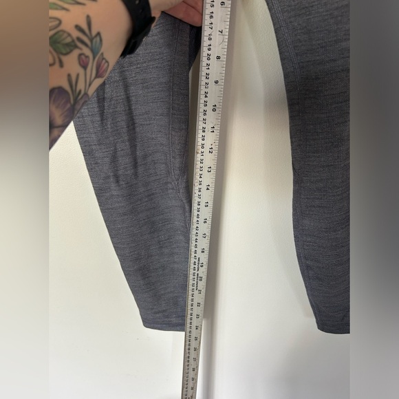 Lululemon Align Pant II 25" Mini Heathered Herringbone Black and White - Picture 8 of 11